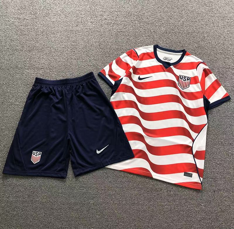FOOTBALL T-SHIRT SHORTS 1262207002 （im 170cm 60kg i wear size L in the phot）