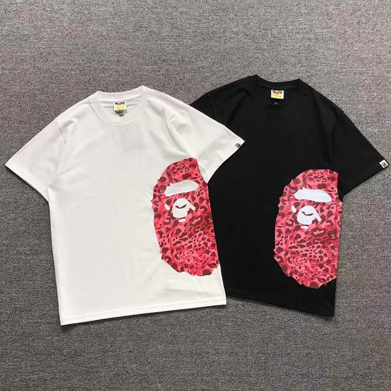BAPE T-SHIRT 1112310442（im 170cm 60kg i wear size M in the phot）
