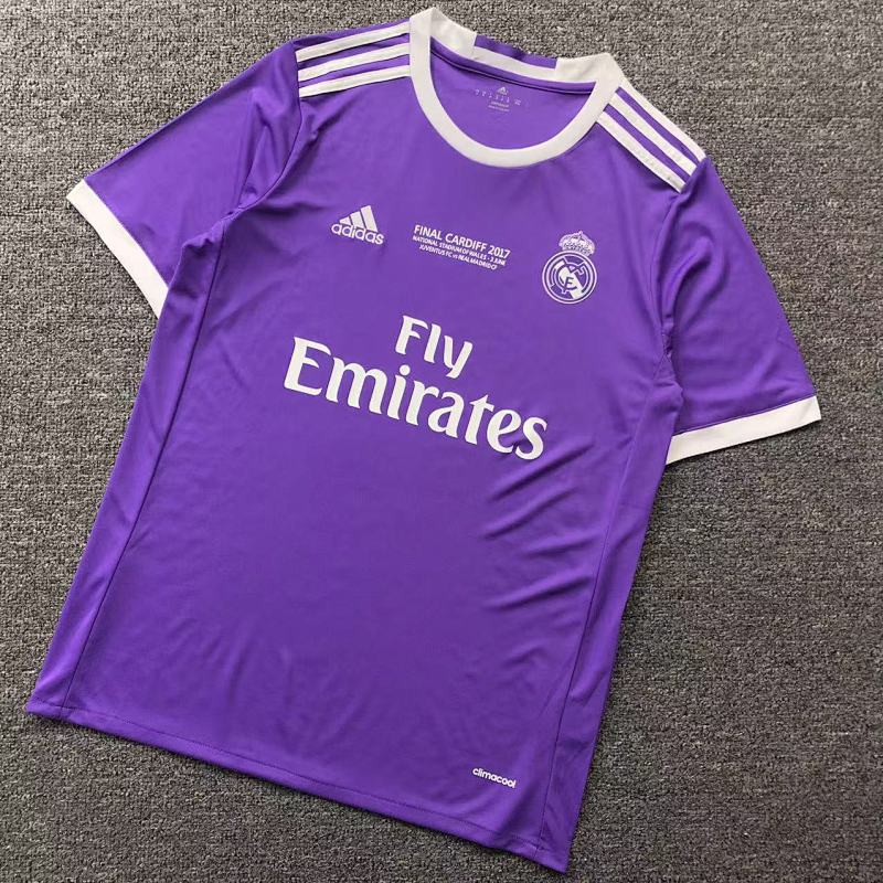 FOOTBALL T-SHIRT 31030433002（im 170cm 55kg i wear size M in the phot）
