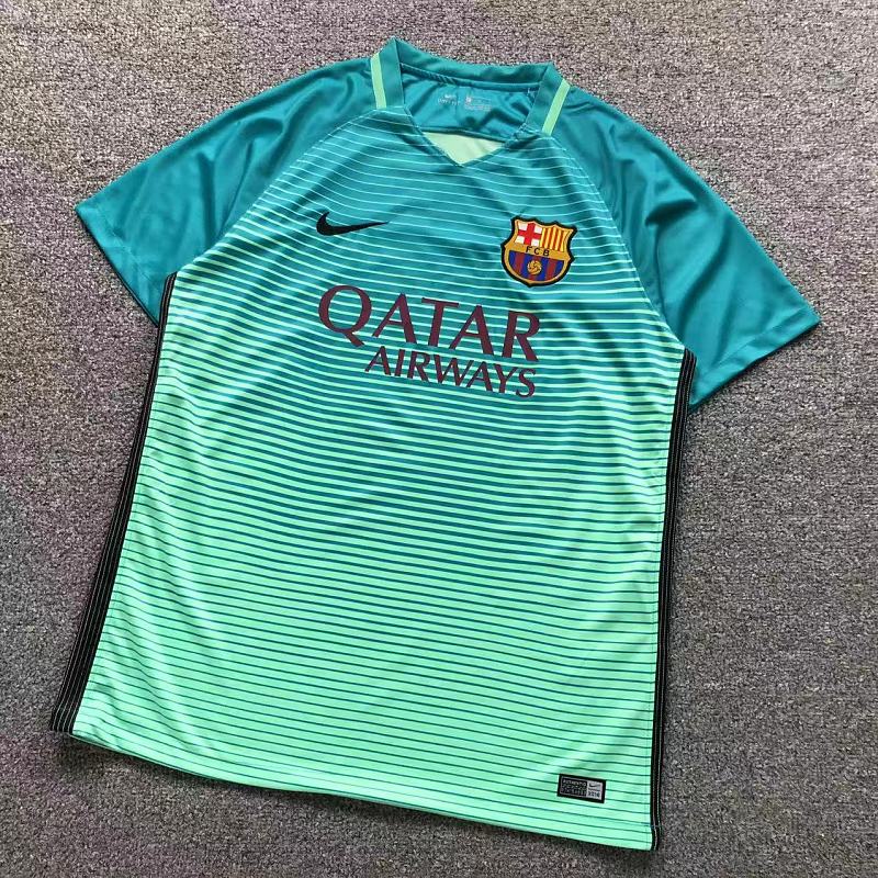 FOOTBALL T-SHIRT 125932002（im 170cm 60kg i wear size L in the phot）