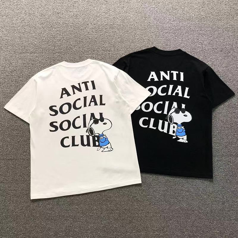 ANTI SOCIAL SOCIAL CLUB T-SHIRT 126211902（im 170cm 60kg i wear size M in the phot）