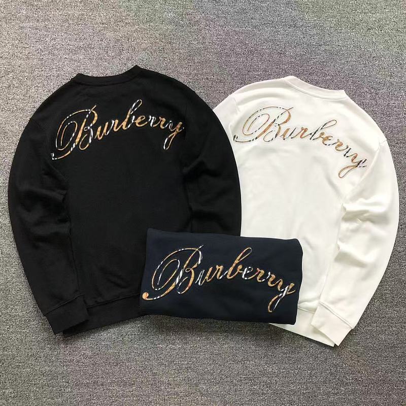 BURBERRY HOODIE 12960330（im 170cm 60kg i wear size M in the phot）