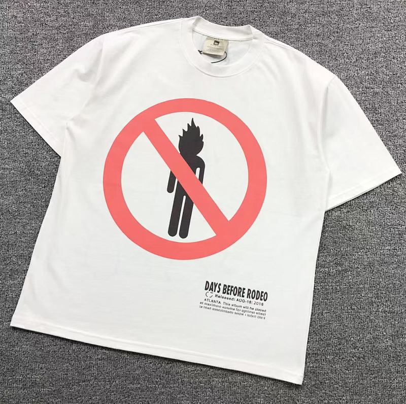 VINTAGE T-SHIRT 4050133617 （im 170cm 60kg i wear size L in the phot）