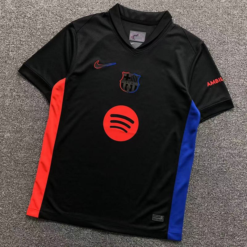 FOOTBALL T-SHIRT 1121128002