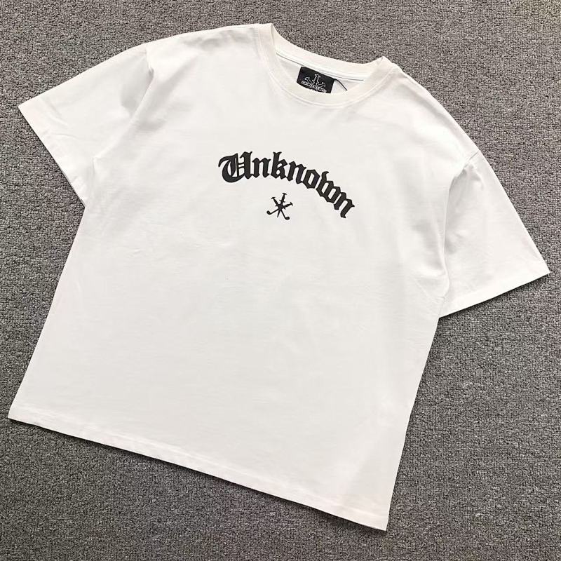 UNKNOWN T-SHIRT 214161756（im 170cm 60kg i wear size L in the phot）