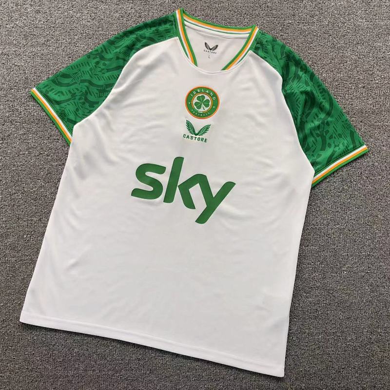 FOOTBALL T-SHIRT 31040328002（im 170cm 60kg i wear size L in the phot）