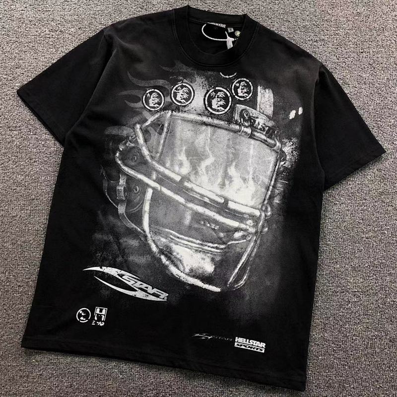 HELLSTAR T-SHIRT 3108251672（im 170cm 60kg i wear size M in the phot）