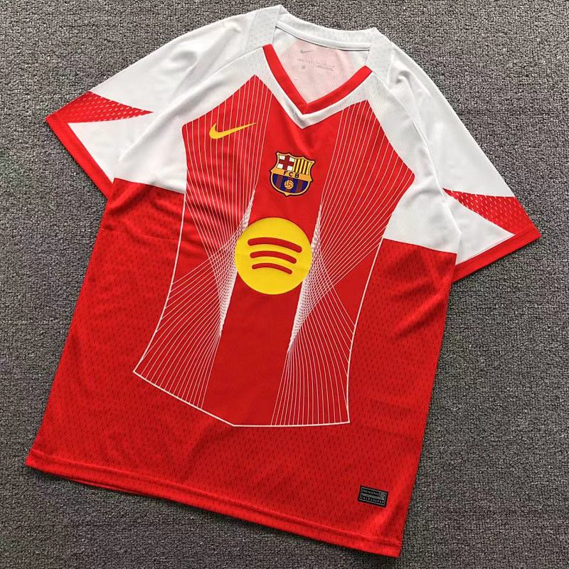 FOOTBALL T-SHIRT 11060108002（im 170cm 60kg i wear size L in the phot）