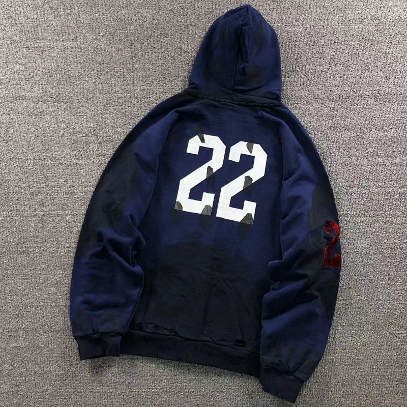 BALENCIAGA HOODIE 4122708163（im 170cm 60kg i wear size XS in the phot）