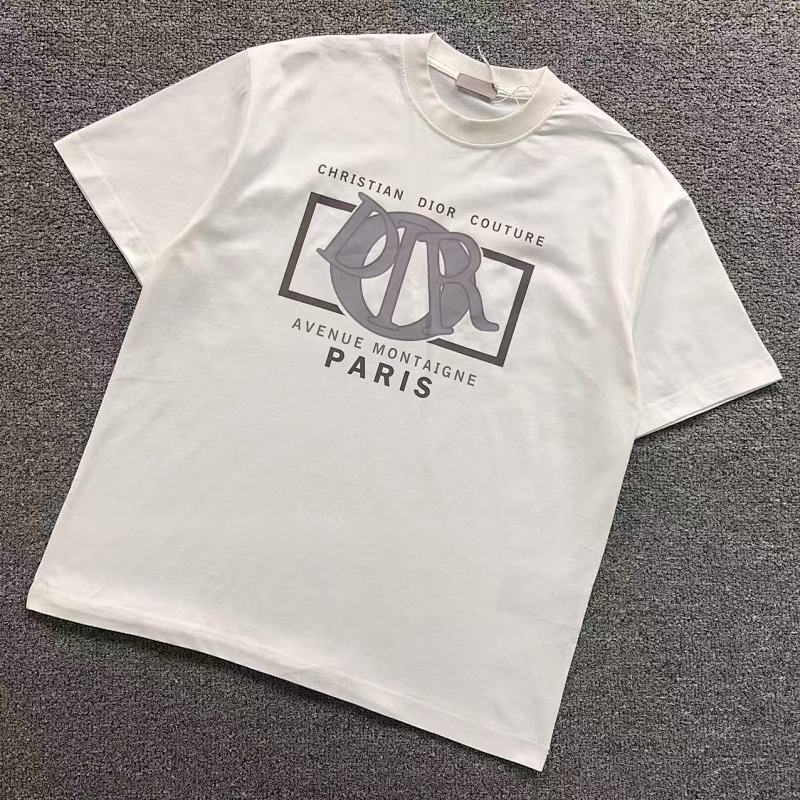 DIOR T-SHIRT 57210270（im 170cm 60kg i wear size S in the phot）