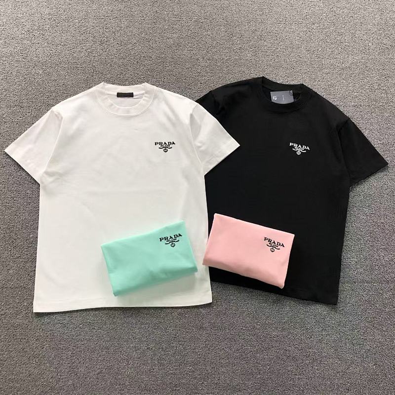 PRADA T-SHIRT 56240881（im 170cm 60kg i wear size M in the phot）