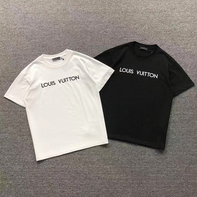 LV T-SHIRT 3112031921（im 170cm 60kg i wear size M in the phot）