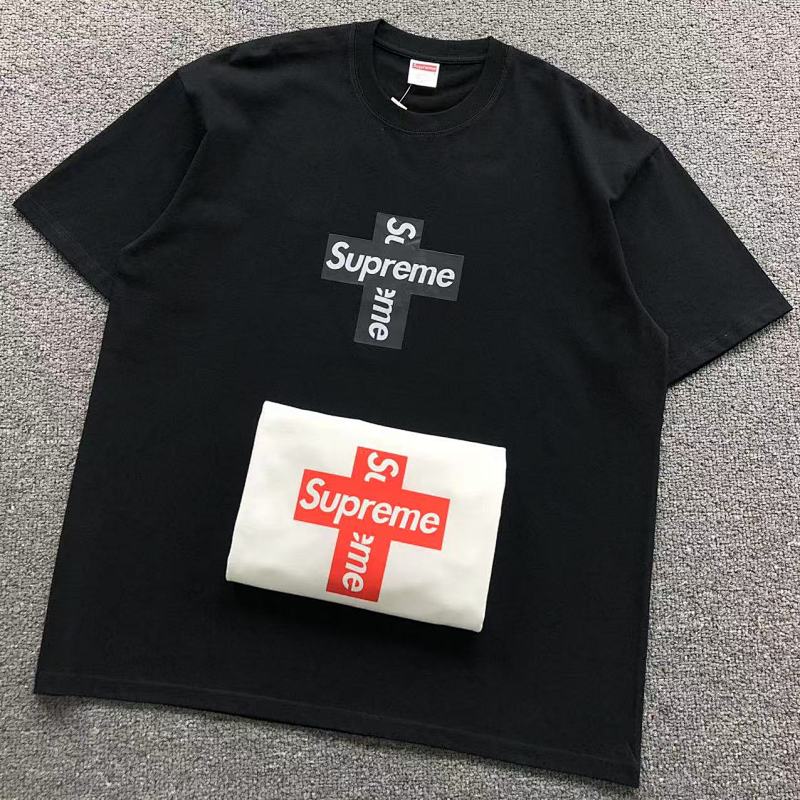 SUPREME T-SHIRT 41061014123（im 170cm 60kg i wear size L in the phot）