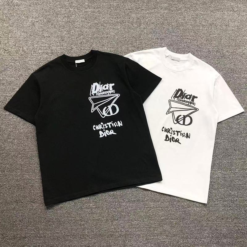 DIOR T-SHIRT 3204222421（im 170cm 60kg i wear size M in the phot）