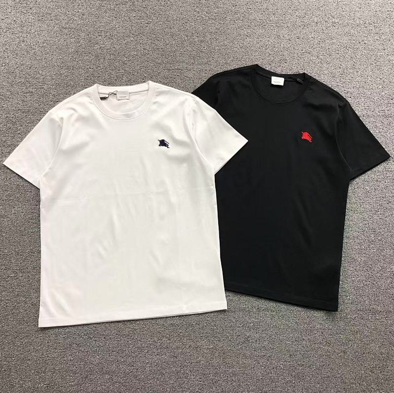 BURBERRY T-SHIRT 2203103601（im 170cm 60kg i wear size XL in the phot）
