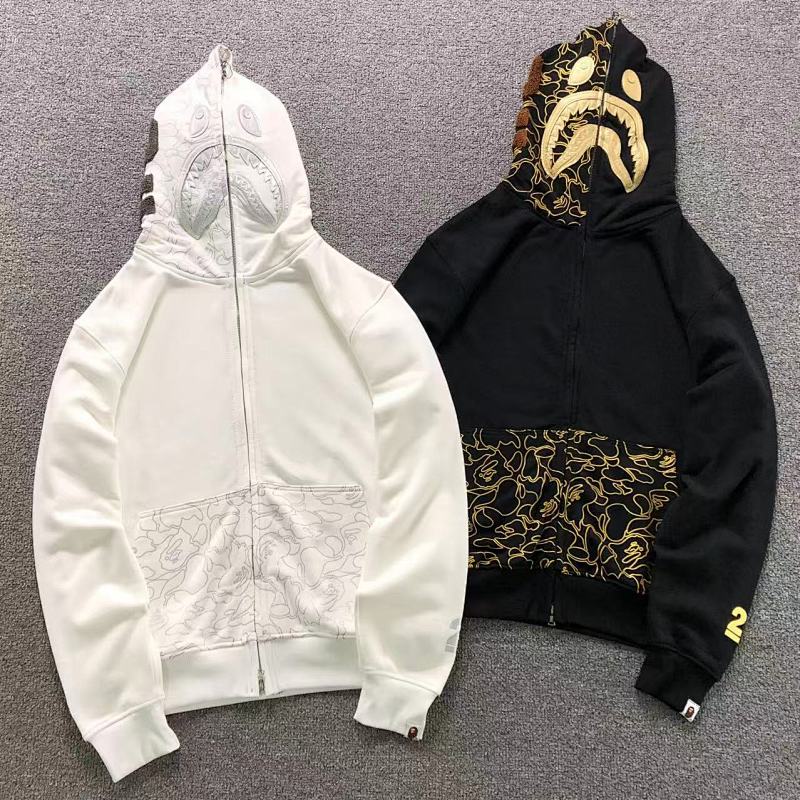 BAPE HOODIE 4111100377（im 170cm 60kg i wear size M in the phot）