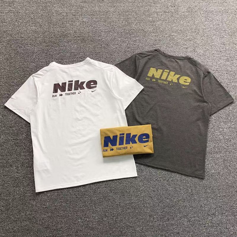 NIKE T-SHIRT 3103160519（im 170cm 60kg i wear size M in the phot）