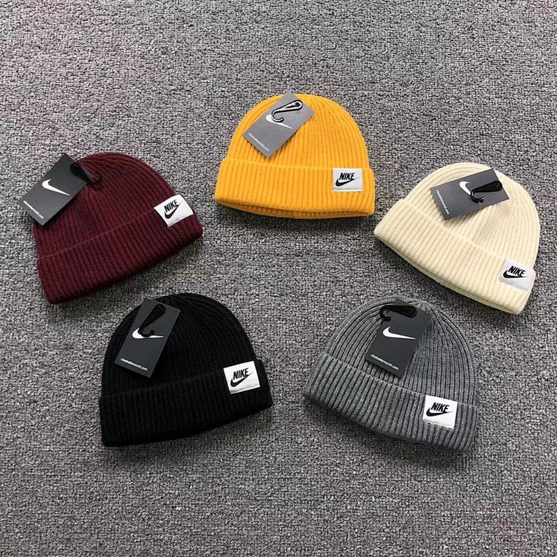 NIKE HAT 510130276