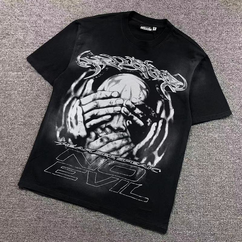 HELLSTAR T-SHIRT 3201232017（im 170cm 60kg i wear size S in the phot）