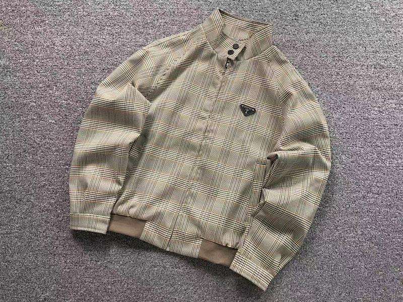 PRADA JACKET 22032719001（im 170cm 60kg i wear size M in the phot）