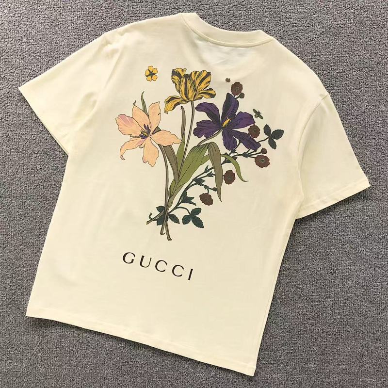GUCCI T-SHIRT 5052702101（im 170cm 60kg i wear size S in the phot）