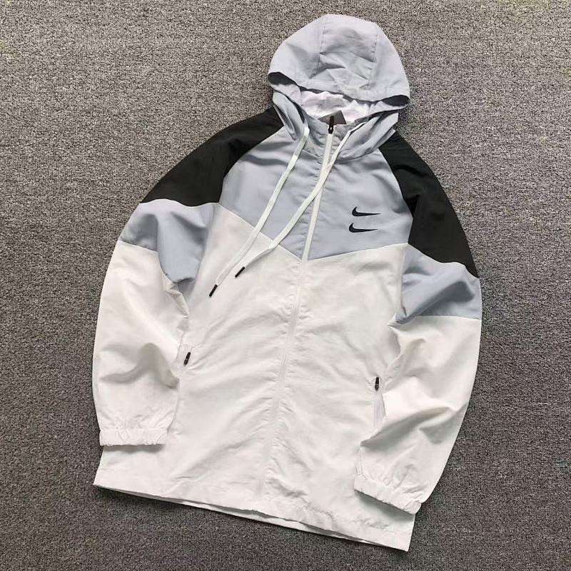 NIKE FOOTBALL JACKET 11110426002（im 170cm 60kg i wear size L in the phot）