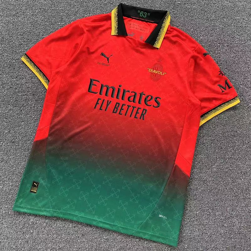 FOOTBALL T-SHIRT 11021613002（im 170cm 57kg i wear size M in the phot）