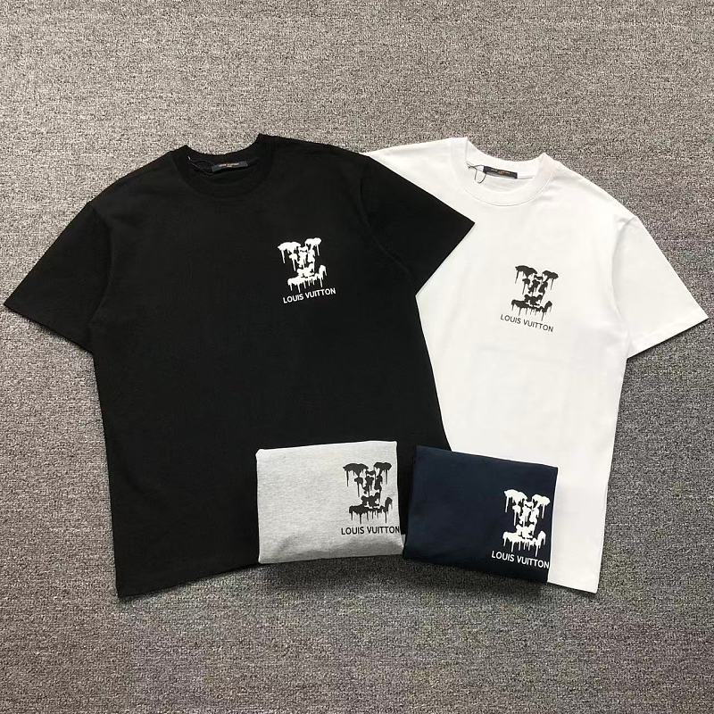 LV T-SHIRT 3204223521（im 170cm 60kg i wear size M in the phot）