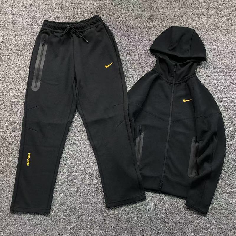 NIKE NOCTA JACKET TROUSERS 4104180293（im 170cm 60kg i wear size S in the phot）