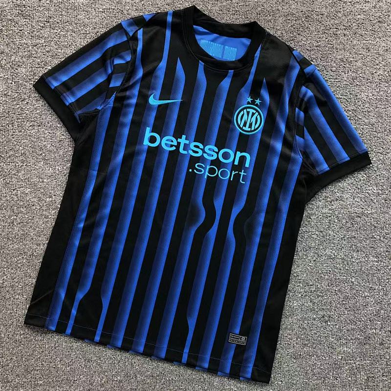 FOOTBALL T-SHIRT 11061319002（im 170cm 60kg i wear size L in the phot）