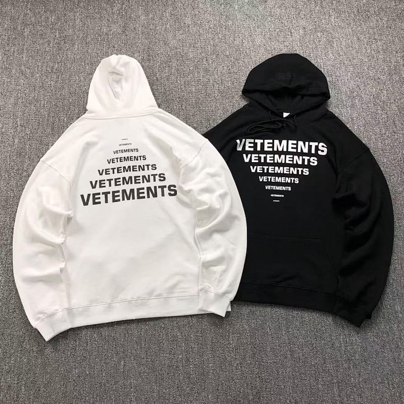 VETEMENTS HOODIE 210312328
