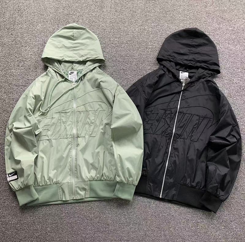 NIKE JACKET 503061685（im 170cm 55kg i wear size M in the phot）