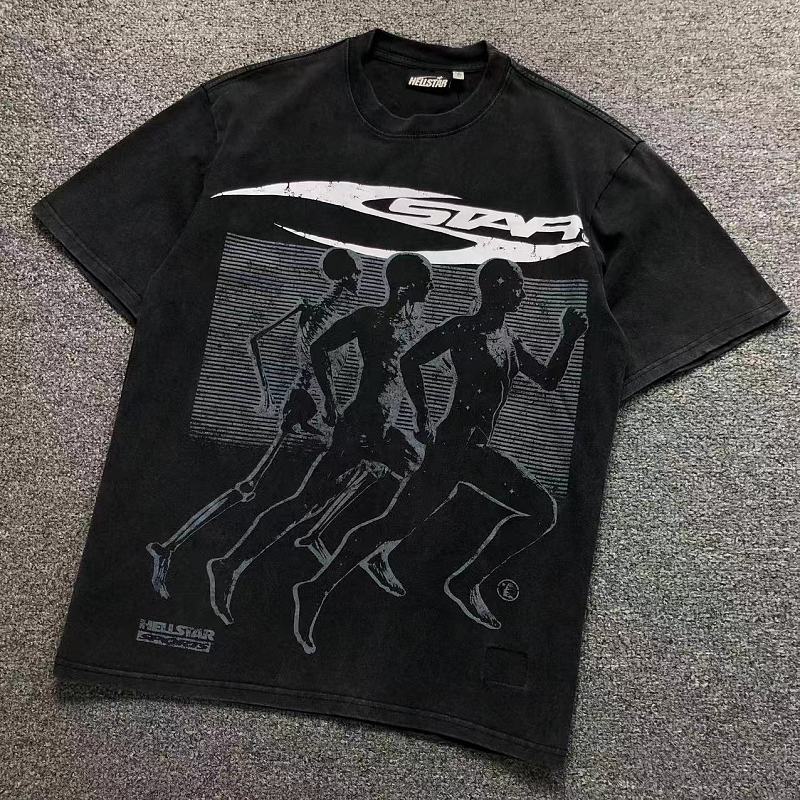 HELLSTAR T-SHIRT 3205193117（im 170cm 60kg i wear size S in the phot）