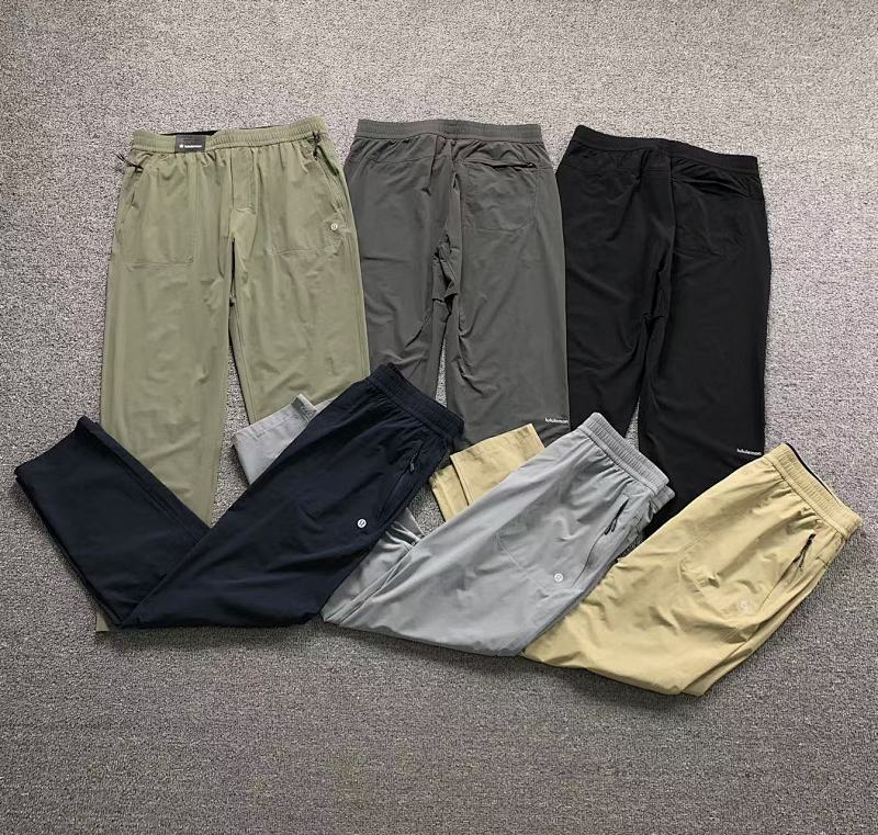 LULULEMON TROUSERS 2204010404（im 170cm 60kg i wear size XL in the phot）