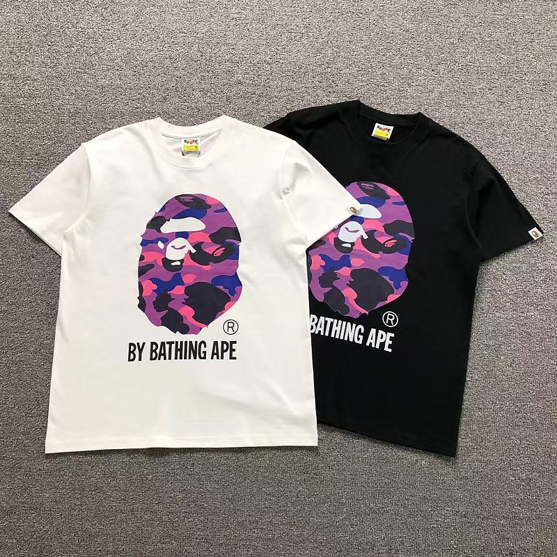 BAPE T-SHIRT 3205162221（ im 170cm 60kg i wear size M in the phot）