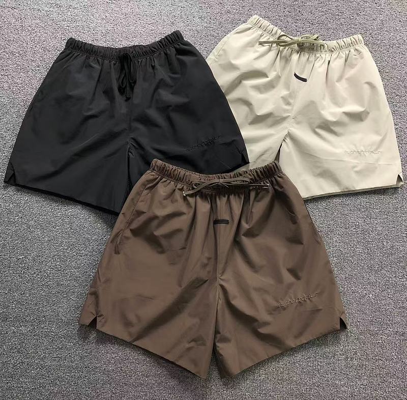 FOG SHORTS 3207040617（im 170cm 60kg i wear size M in the phot）