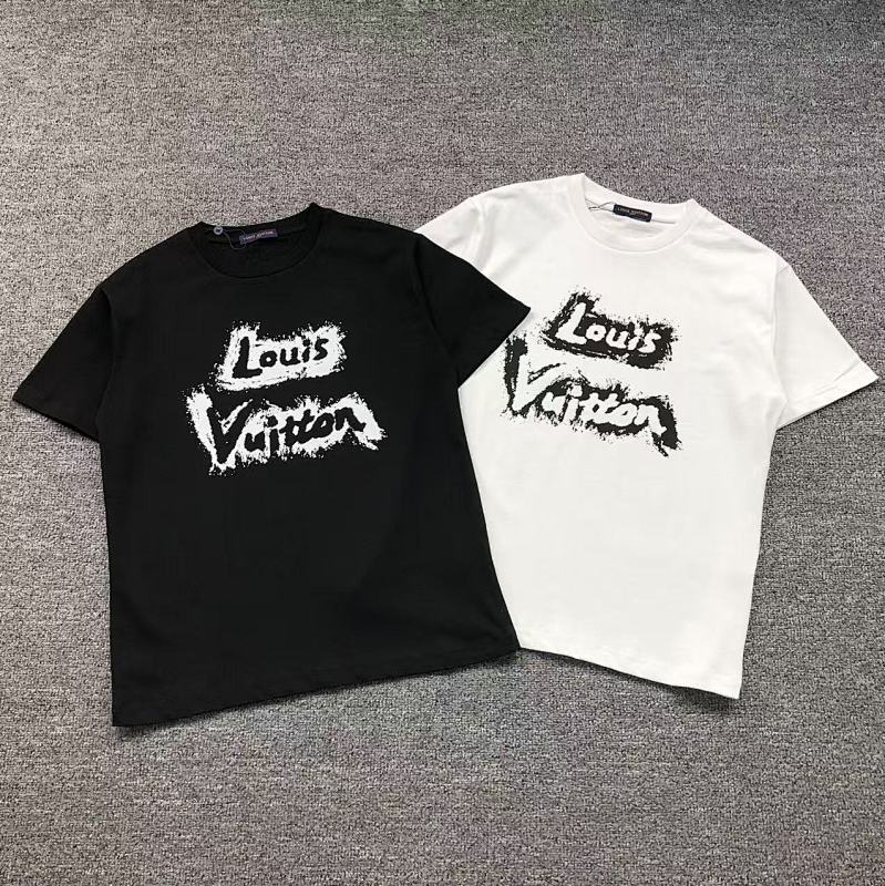 LV T-SHIRT 41062621126（im 170cm 60kg i wear size XS in the phot）