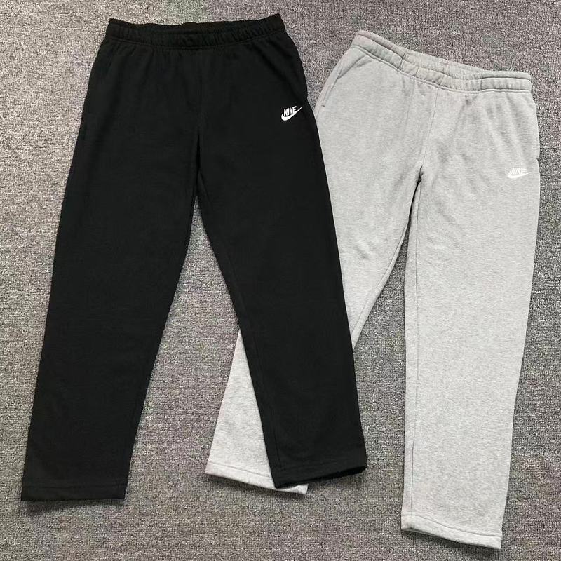 NIKE TROUSERS 22070622001（im 170cm 60kg i wear size L in the phot）