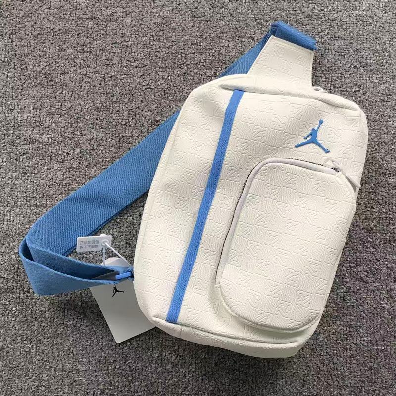 AIR JORDAN BAG 12340513 ( 长21CM*宽7CM*高25CM)