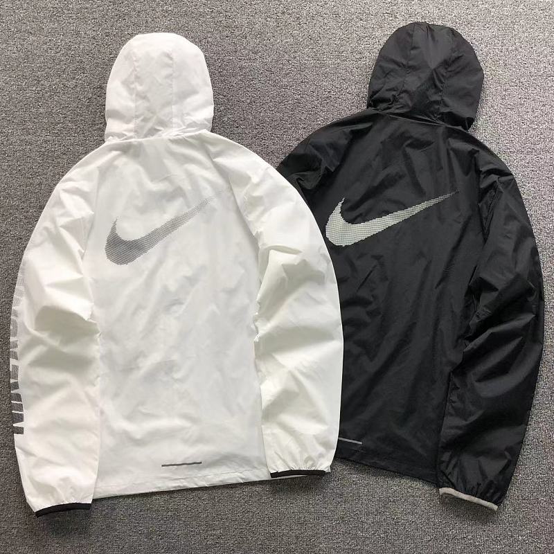 NIKE JACKET 4205130777（im 170cm 60kg i wear size L in the phot）