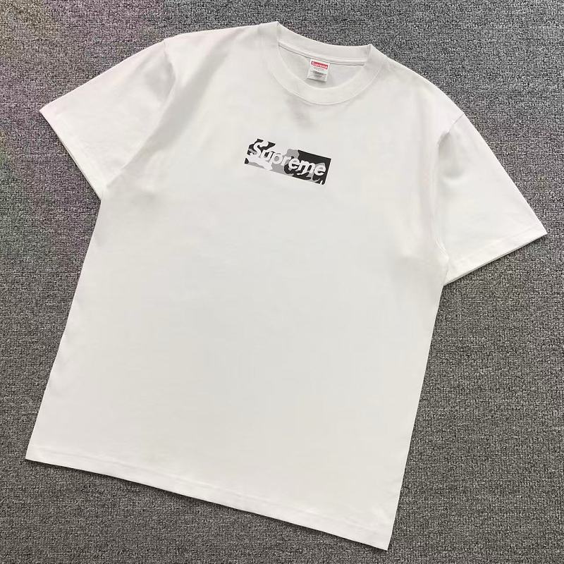 SUPREME T-SHIRT 128311302 （im 170cm 60kg i wear size L in the phot）