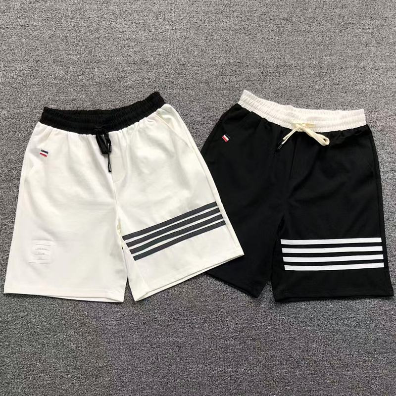 THOM BROWNE SHORTS 3203236220（im 170cm 60kg i wear size L in the phot）
