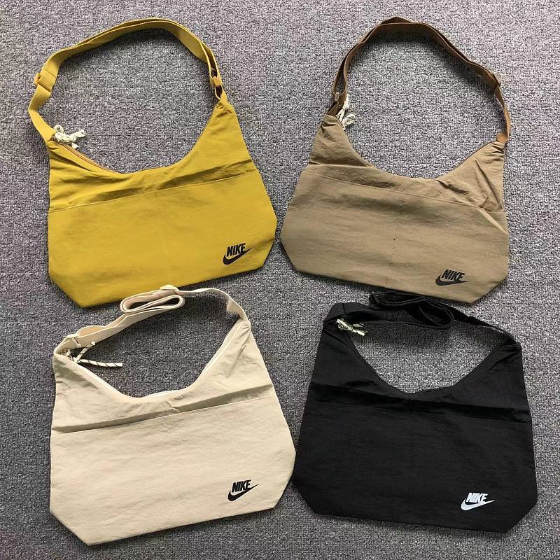 NIKE BAG 22042622172 (长40CM*宽13CM*高31CM)