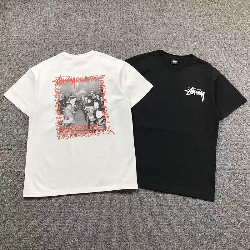 STUSSY T-SHIRT 502251677（im 170cm 55kg i wear size S in the phot）
