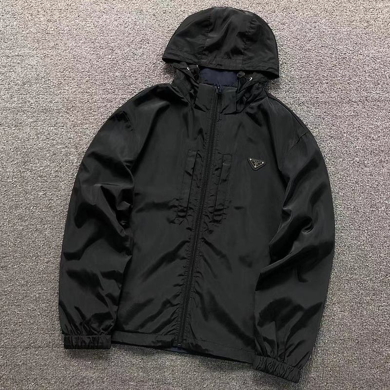 PRADA JACKET 3209020521（im 170cm 60kg i wear size L in the phot）