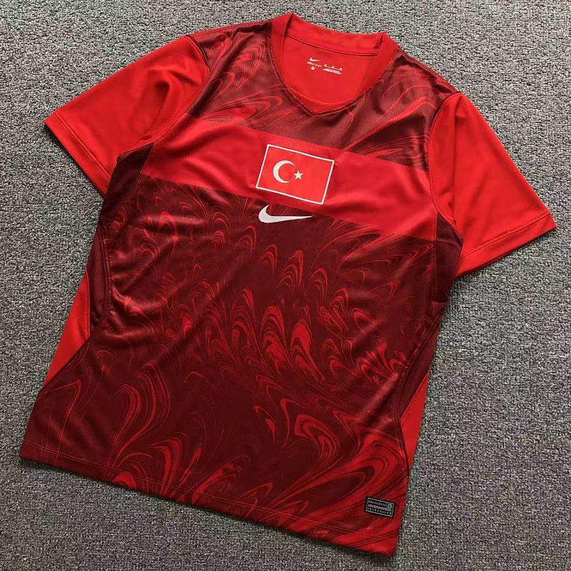 FOOTBALL T-SHIRT 1252122002（im 170cm 60kg i wear size M in the phot）