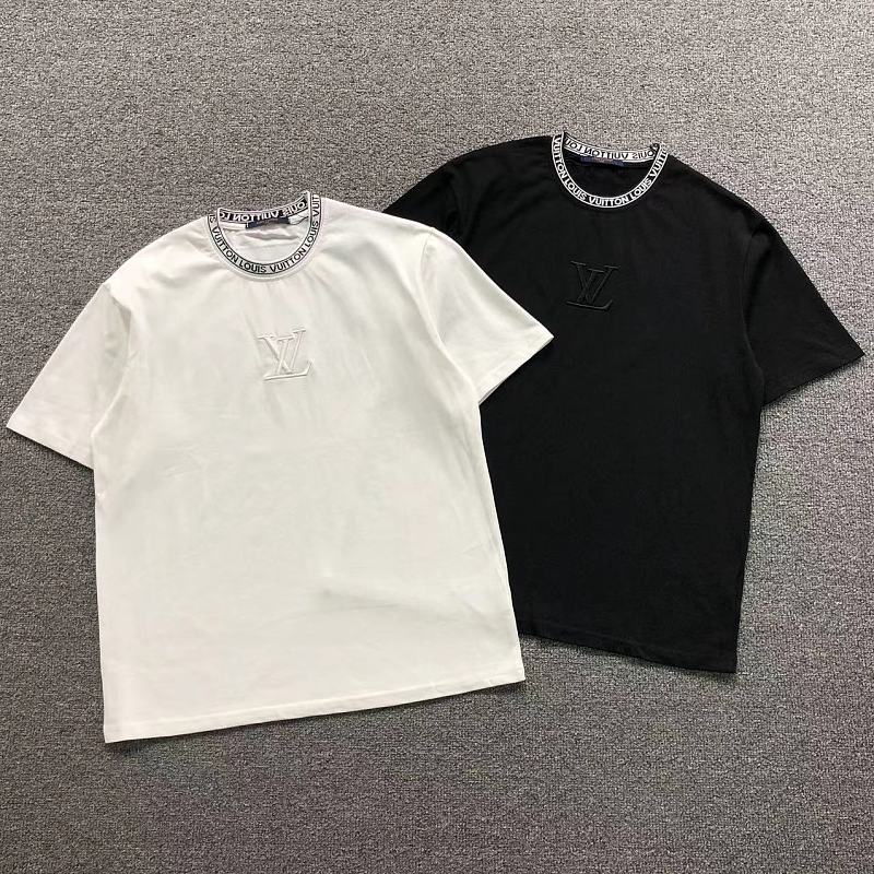 LV T-SHIRT 5252002147（im 170cm 60kg i wear size M in the phot）