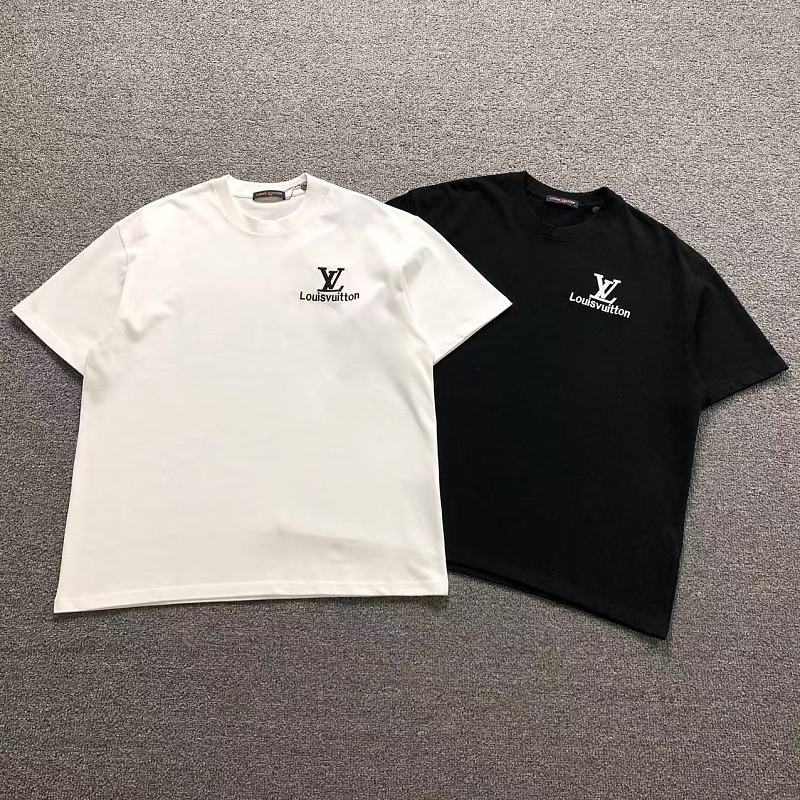 LV T-SHIRT 2205081101（im 170cm 60kg i wear size XL in the phot）