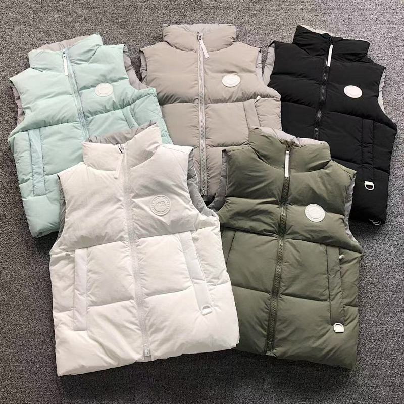 CANADA GOOSE DOWN JACKETS VEST 3108051615（im 170cm 60kg i wear size S in the phot）