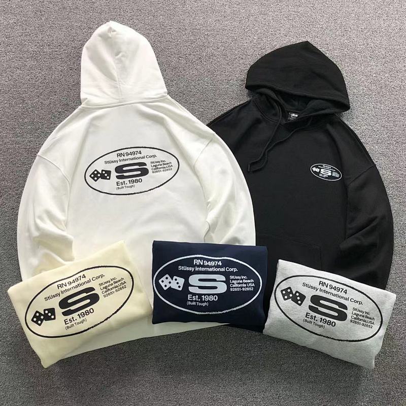 STUSSY HOODIE 3108300421（im 170cm 60kg i wear size L in the phot）
